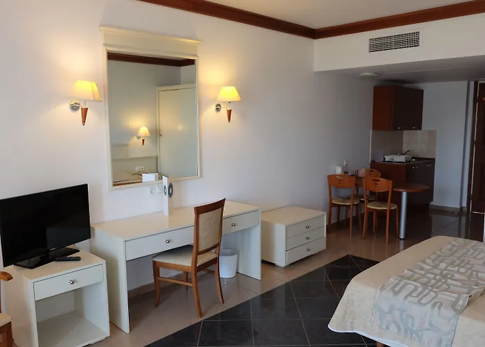 Kipriotis Maris Hotel 5*