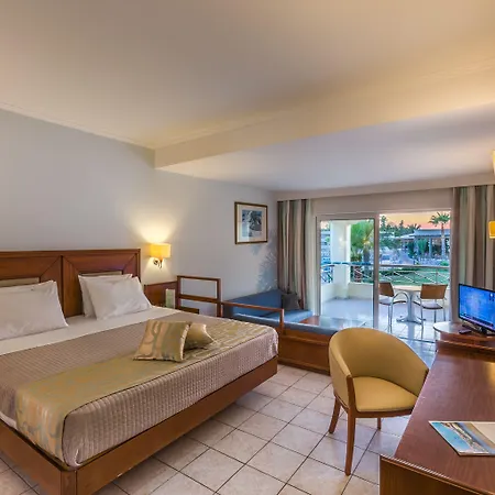 Kipriotis Maris Hotel 5*