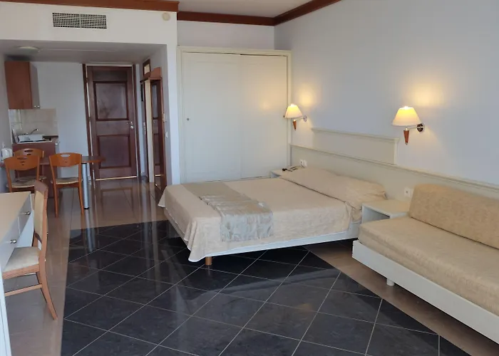 Hotel Kipriotis Maris 5*