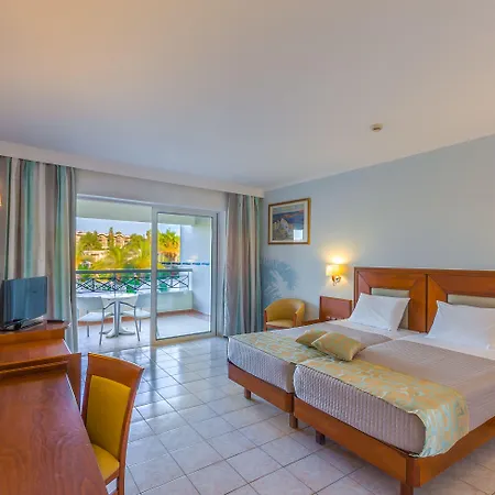 ホテル Kipriotis Maris プサリビ