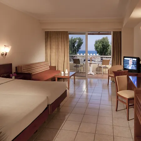 ホテル Kipriotis Maris 5*