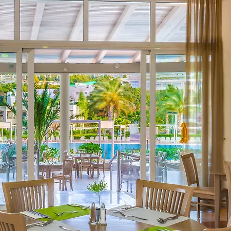 Kipriotis Maris 5* プサリビ