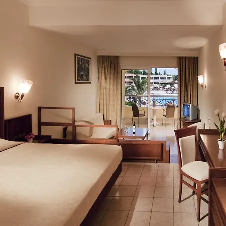 ホテル Kipriotis Maris 5*