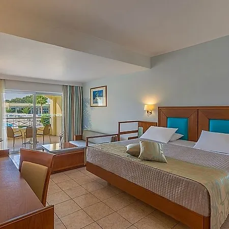 Hotel Kipriotis Maris