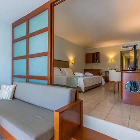 Hotel Kipriotis Maris